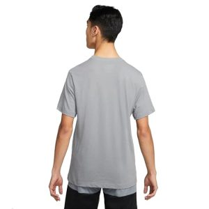 Nike Men’s Athletic Fit T-Shirt